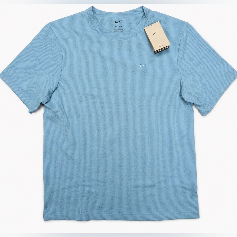 NEW Nike Mens Large Primary Seersucker Short Sleeve Shirt Versatile HJ4043-006